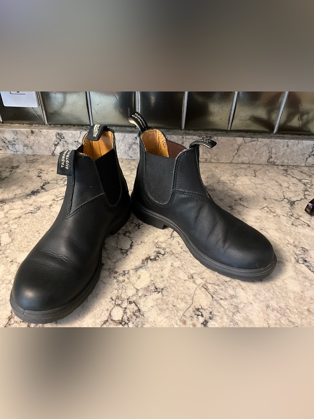 Blundstone Black Leather Chelsea Ankle Boots women’s size 3 AUS/ size 6 US